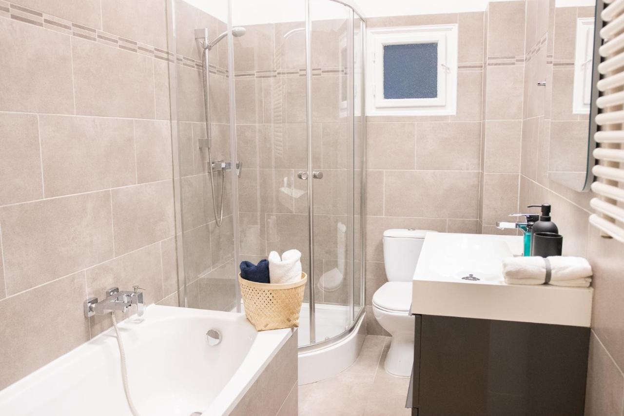 Scandi Custom 2-bdr Apartamento Budapeste